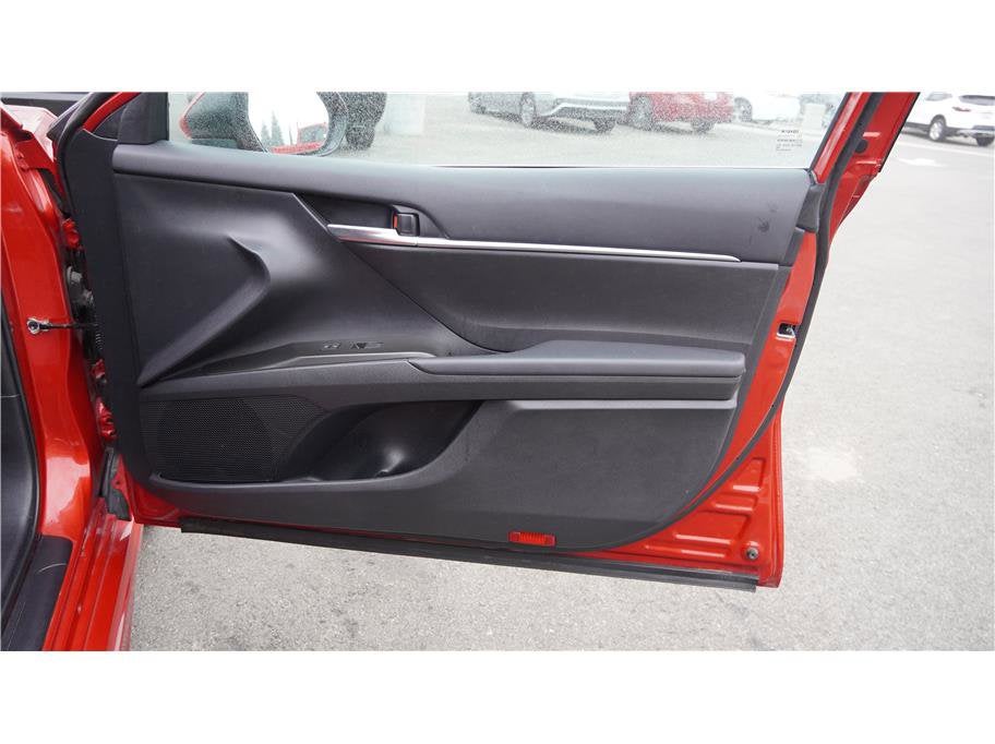 2024 Toyota Camry SE Sedan 4D