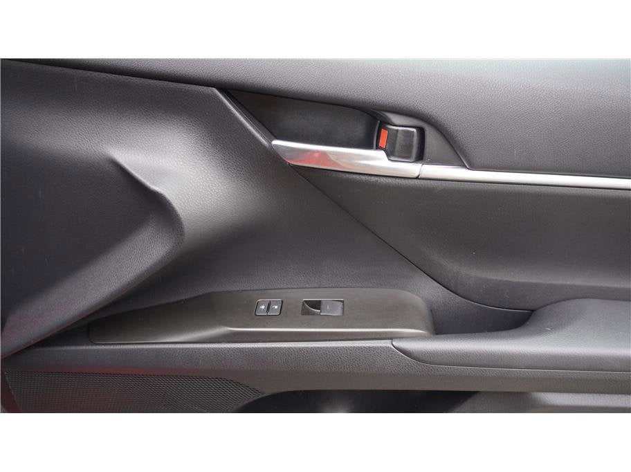 2024 Toyota Camry SE Sedan 4D