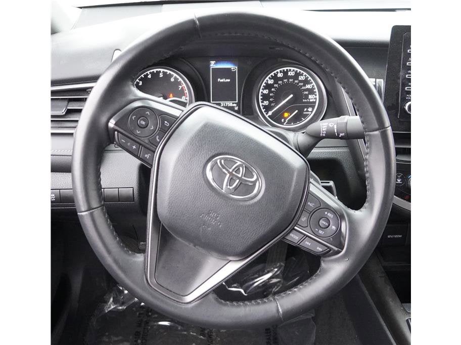 2024 Toyota Camry SE Sedan 4D