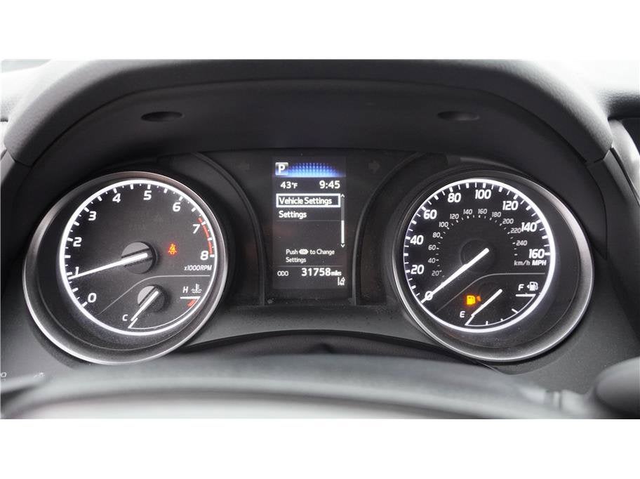 2024 Toyota Camry SE Sedan 4D