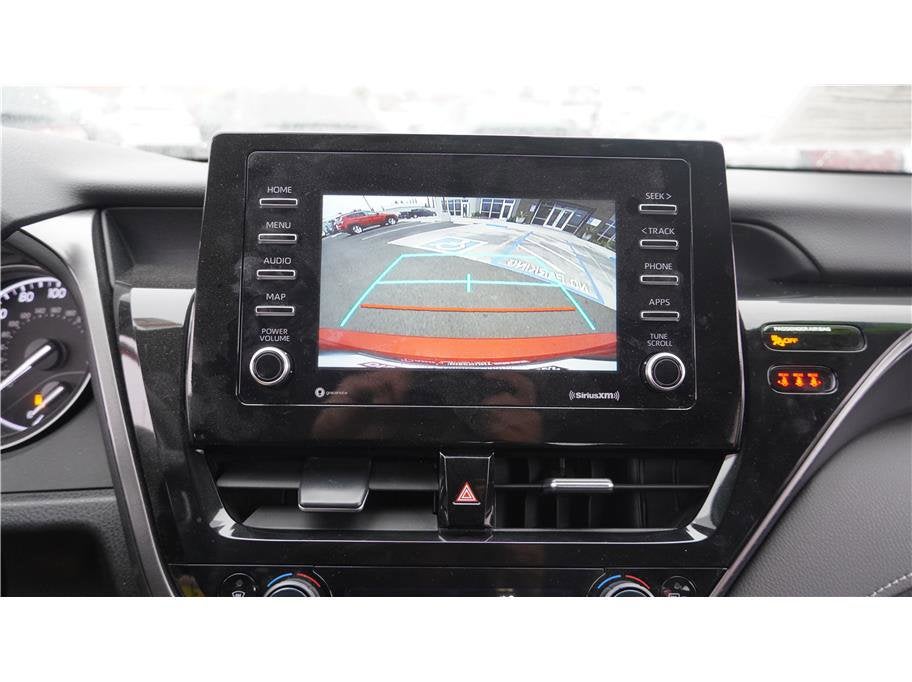 2024 Toyota Camry SE Sedan 4D