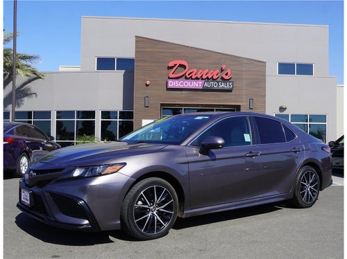 2021 Toyota Camry SE Sedan 4D