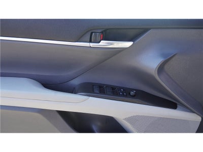2021 Toyota Camry SE Sedan 4D