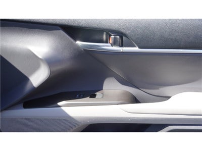 2021 Toyota Camry SE Sedan 4D