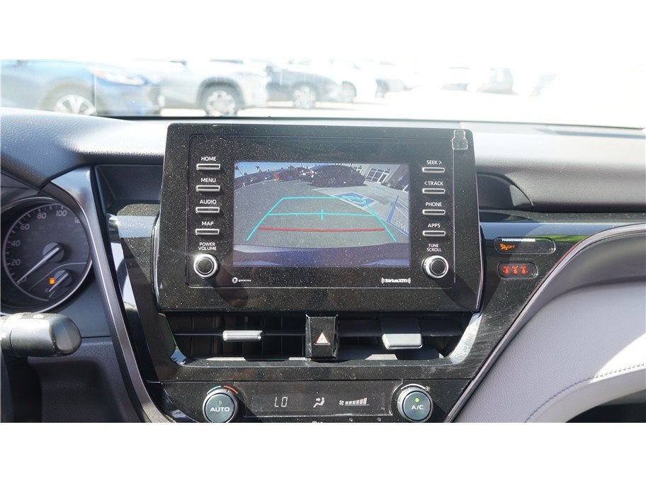 2021 Toyota Camry SE Sedan 4D