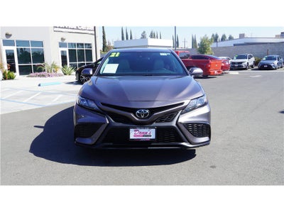 2021 Toyota Camry SE Sedan 4D