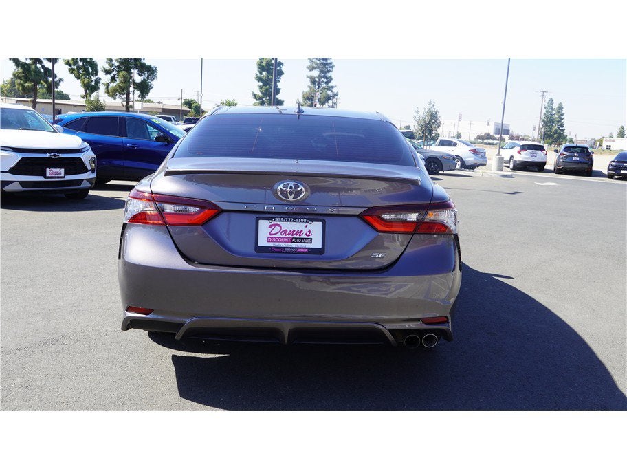 2021 Toyota Camry SE Sedan 4D