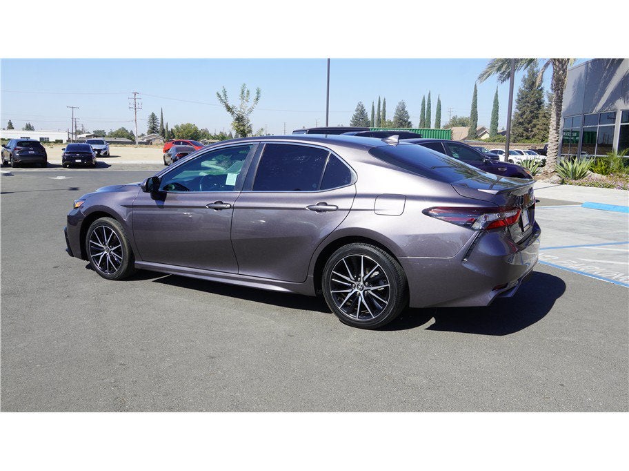 2021 Toyota Camry SE Sedan 4D