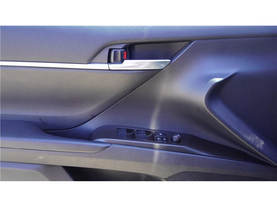 2023 Toyota Camry SE Sedan 4D