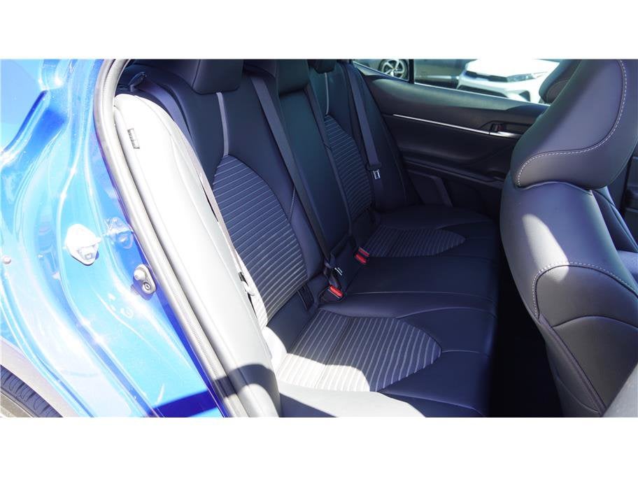 2023 Toyota Camry SE Sedan 4D