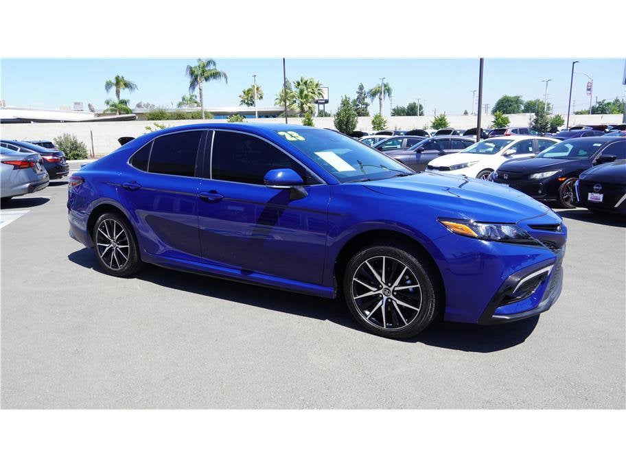 2023 Toyota Camry SE Sedan 4D