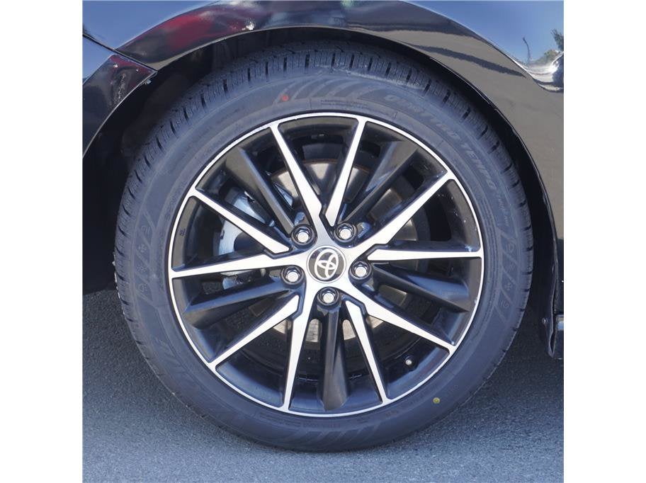 2021 Toyota Camry SE Sedan 4D
