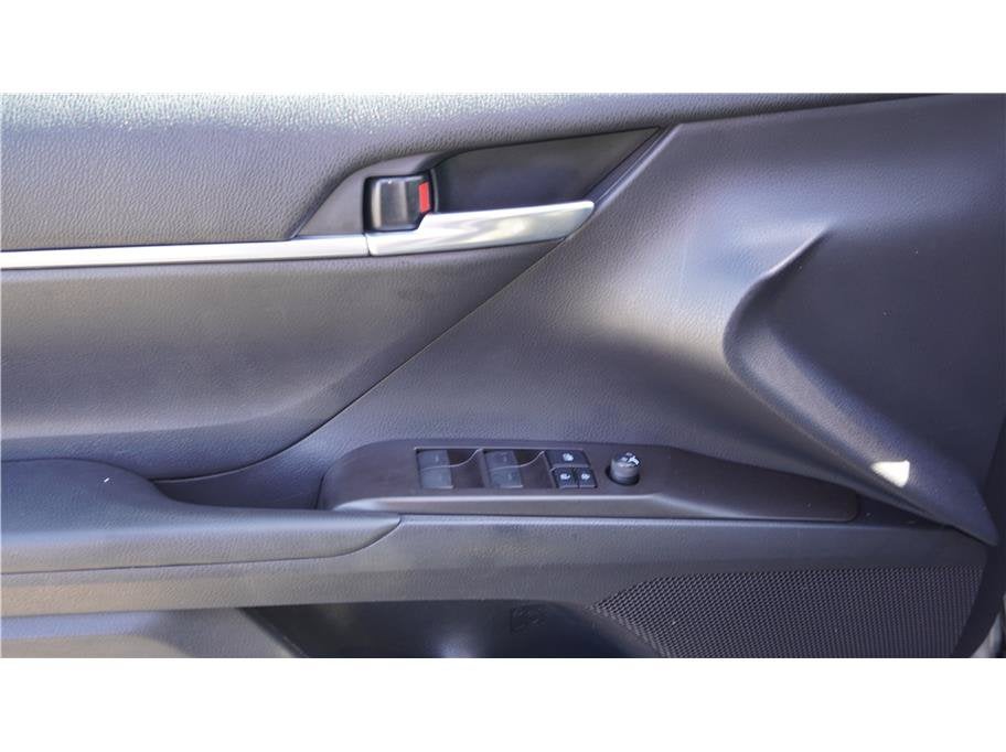 2021 Toyota Camry SE Sedan 4D