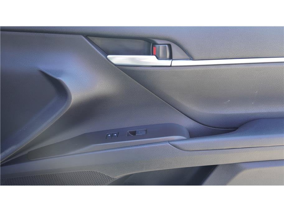 2021 Toyota Camry SE Sedan 4D