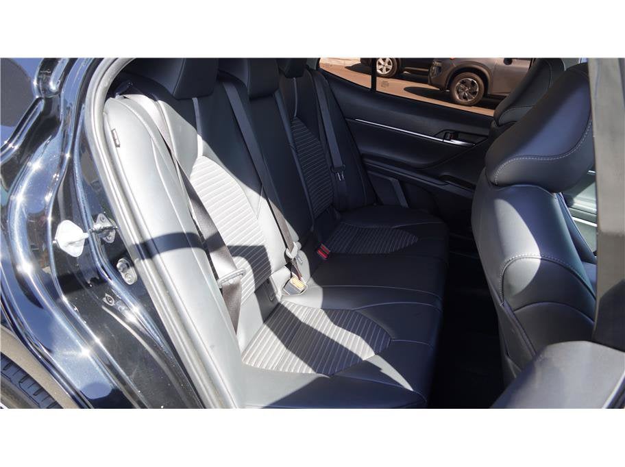 2021 Toyota Camry SE Sedan 4D