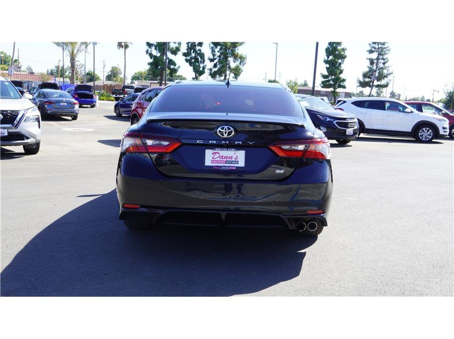 2021 Toyota Camry SE Sedan 4D