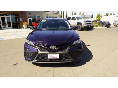 2022 Toyota Camry SE Sedan 4D