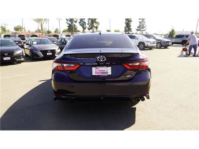 2022 Toyota Camry SE Sedan 4D