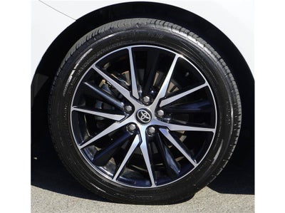 2024 Toyota Camry SE Sedan 4D