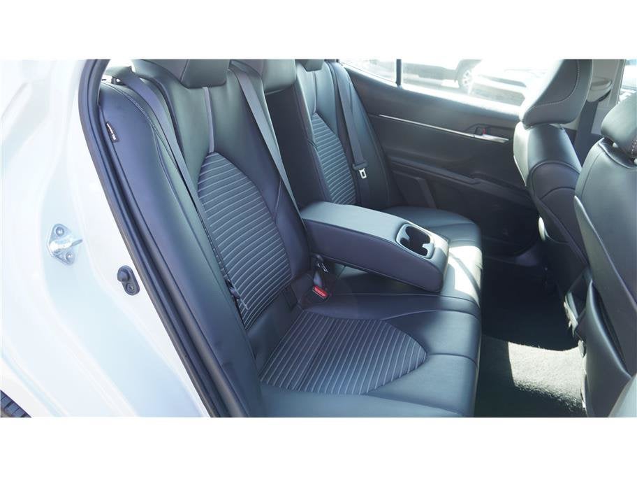 2024 Toyota Camry SE Sedan 4D