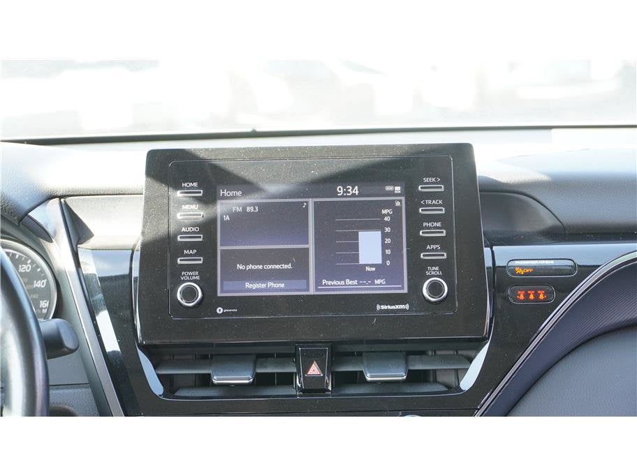 2024 Toyota Camry SE Sedan 4D