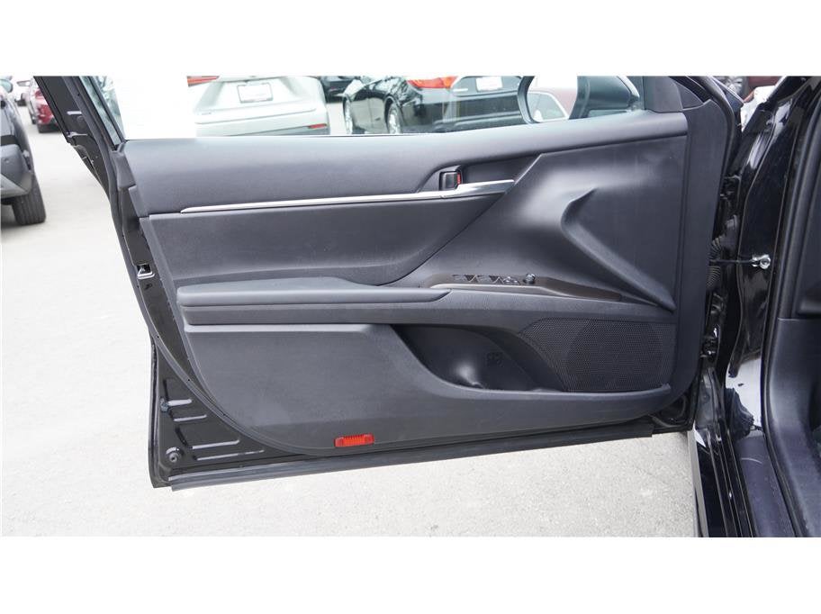 2024 Toyota Camry SE Sedan 4D