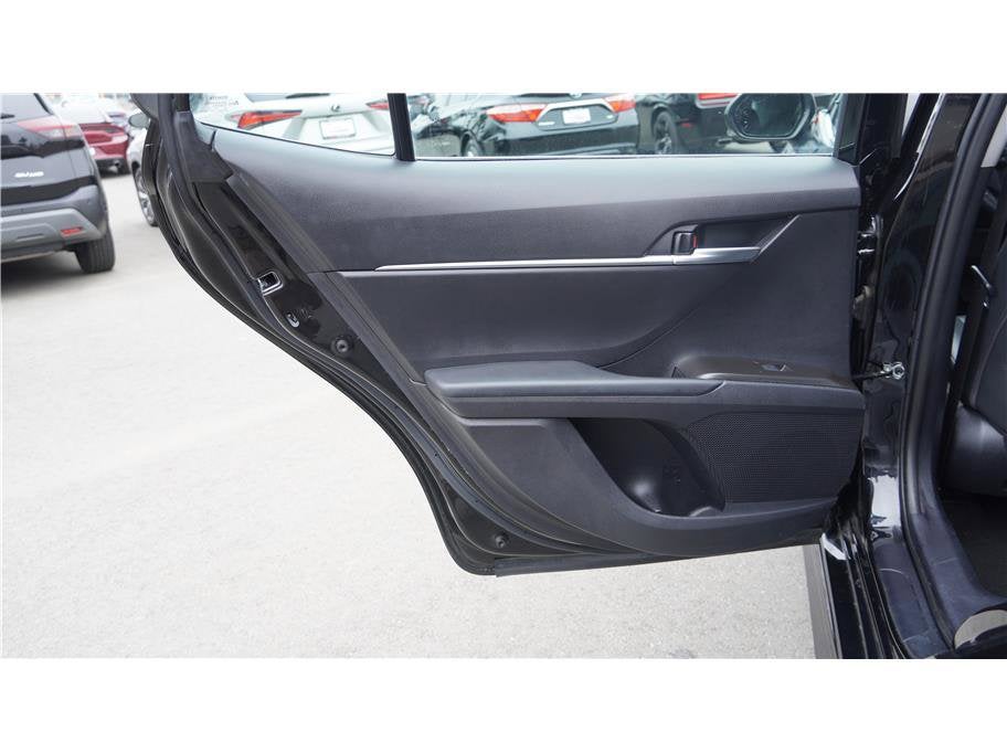 2024 Toyota Camry SE Sedan 4D