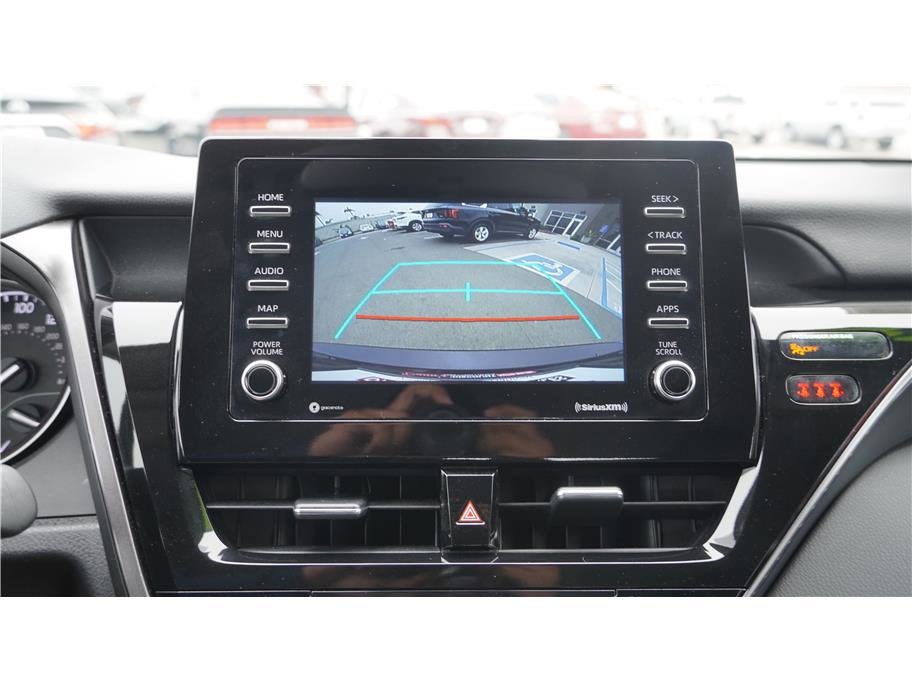 2024 Toyota Camry SE Sedan 4D