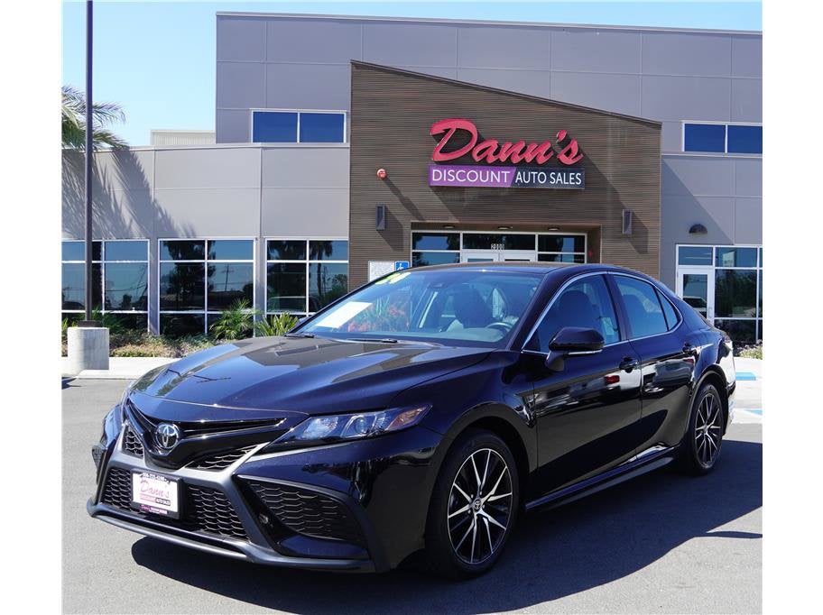 2024 Toyota Camry SE Sedan 4D