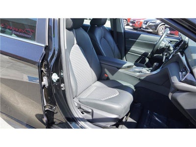 2024 Toyota Camry SE Sedan 4D