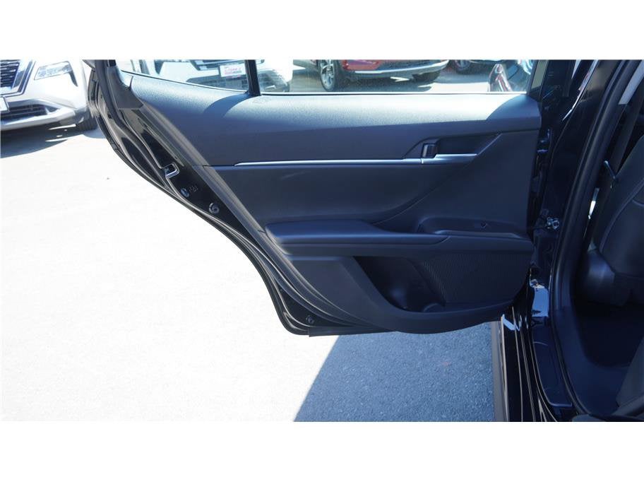 2024 Toyota Camry SE Sedan 4D
