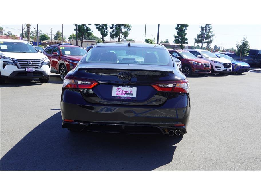 2024 Toyota Camry SE Sedan 4D