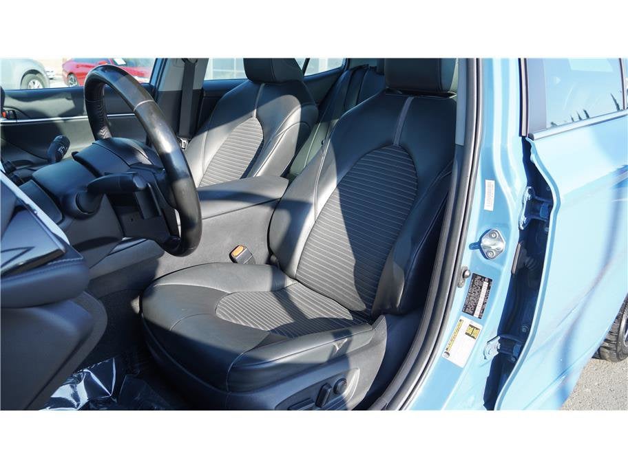 2023 Toyota Camry SE Sedan 4D