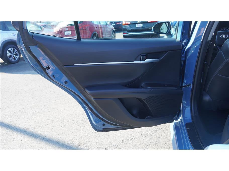 2023 Toyota Camry SE Sedan 4D