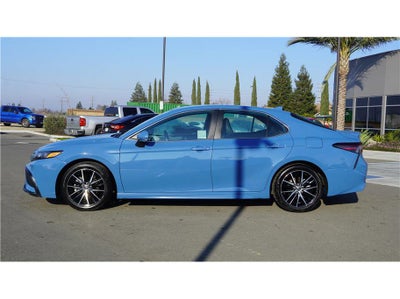 2023 Toyota Camry SE Sedan 4D