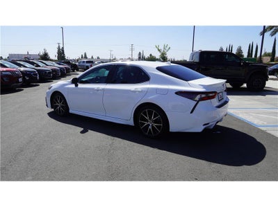 2024 Toyota Camry SE
