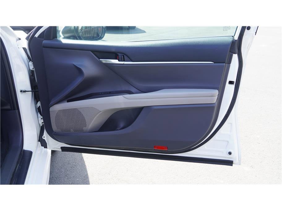 2022 Toyota Camry SE Sedan 4D