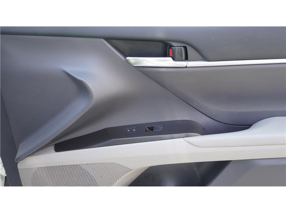 2022 Toyota Camry SE Sedan 4D