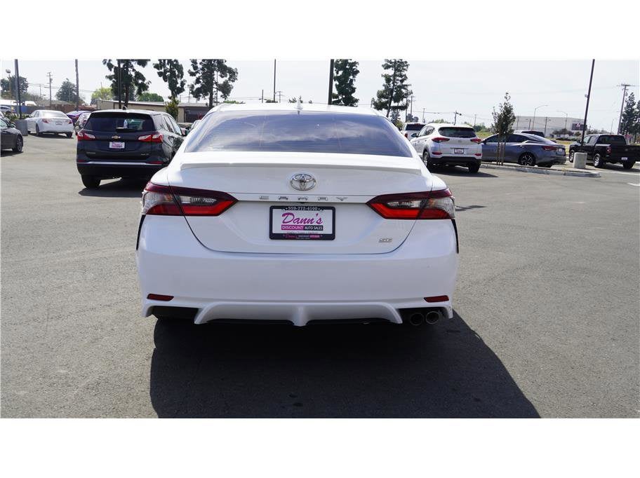 2022 Toyota Camry SE Sedan 4D