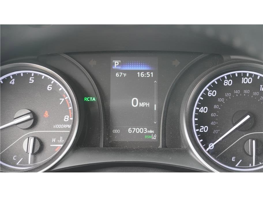 2023 Toyota Camry SE Sedan 4D