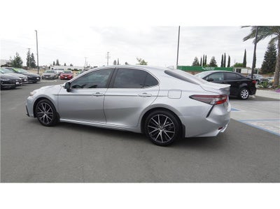 2023 Toyota Camry SE Sedan 4D