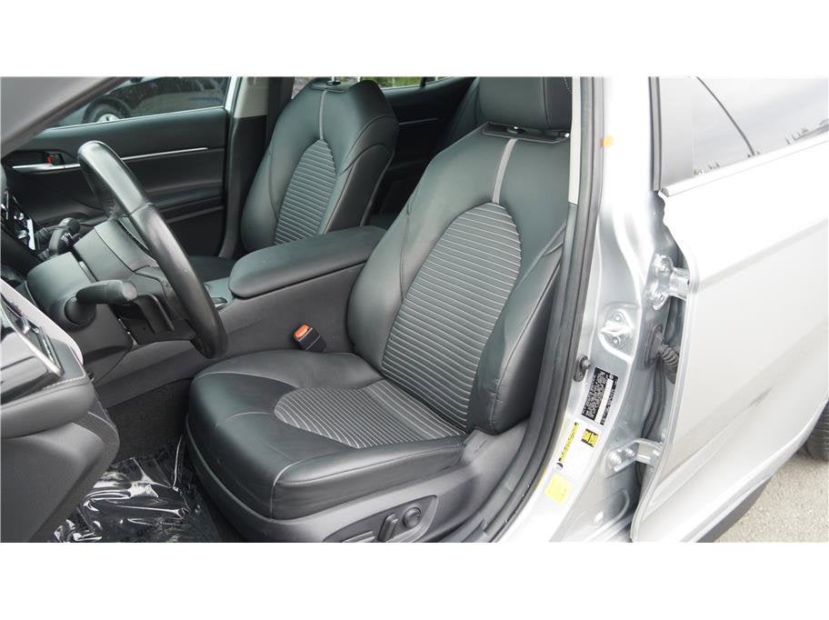 2023 Toyota Camry SE Sedan 4D