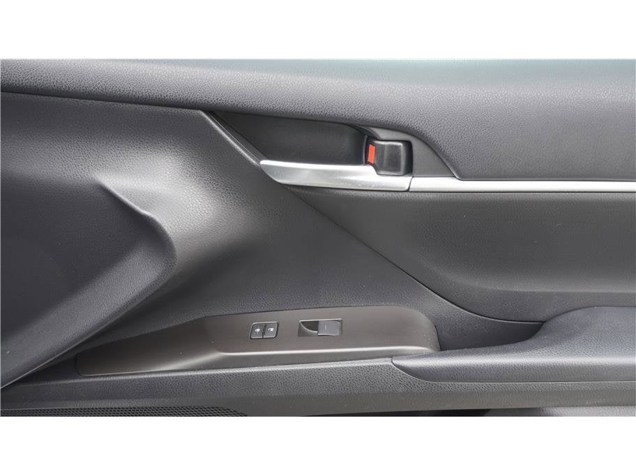 2023 Toyota Camry SE Sedan 4D