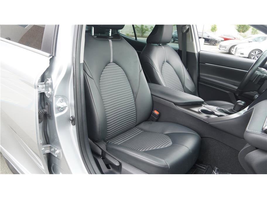 2023 Toyota Camry SE Sedan 4D