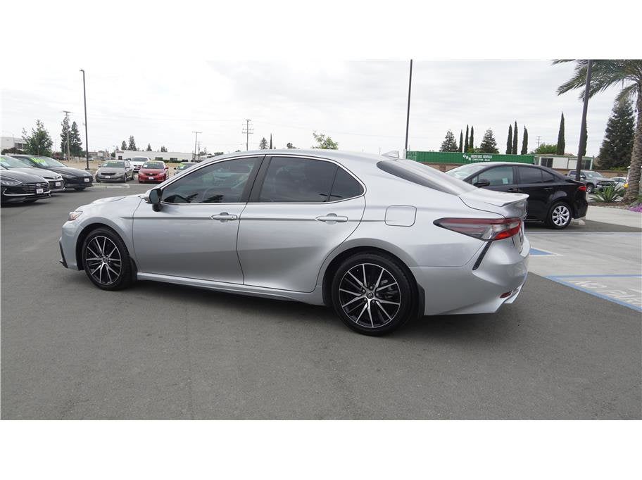 2023 Toyota Camry SE Sedan 4D