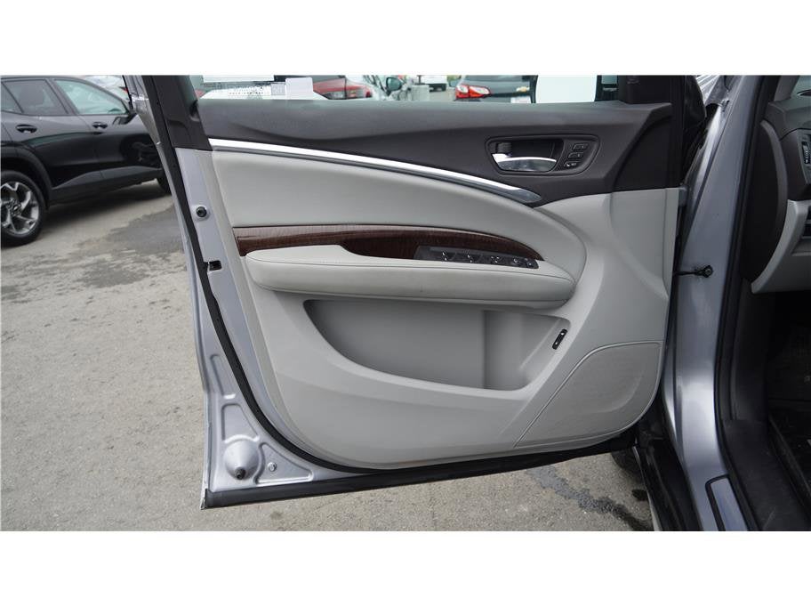 2017 Acura MDX w/Technology Pkg