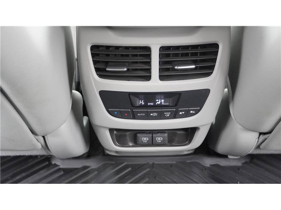 2017 Acura MDX w/Technology Pkg