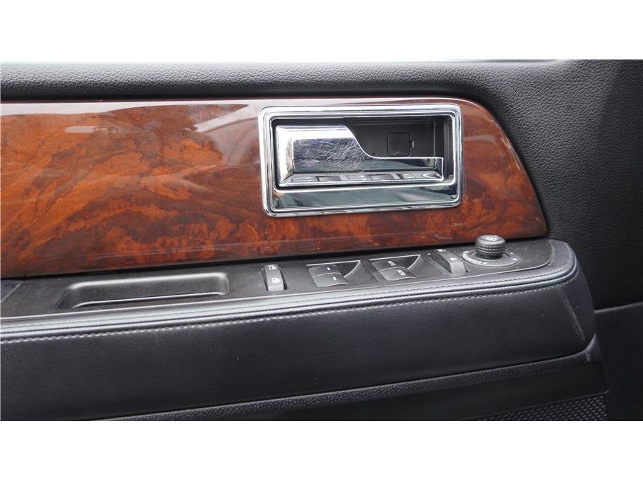 2016 Lincoln Navigator Select