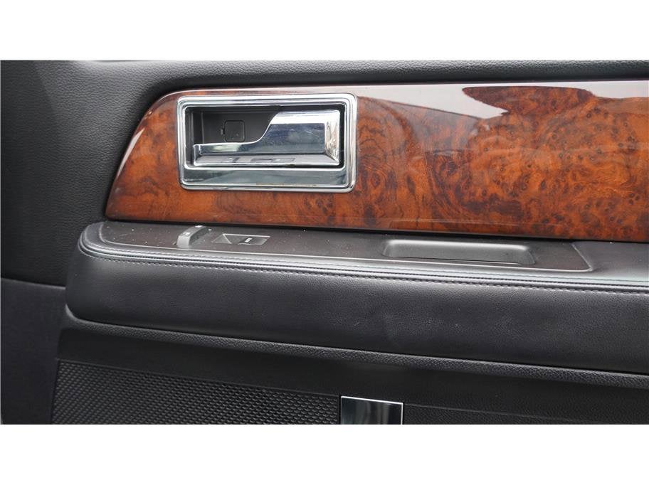 2016 Lincoln Navigator Select