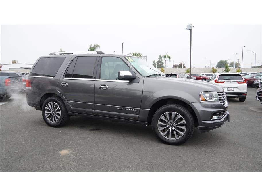 2016 Lincoln Navigator Select